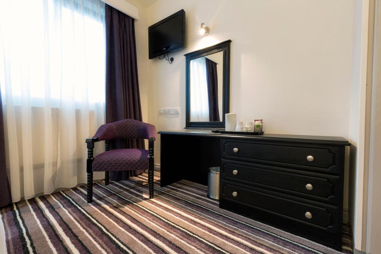 Ivy Tower Hotel Castlebar Kültér fotó