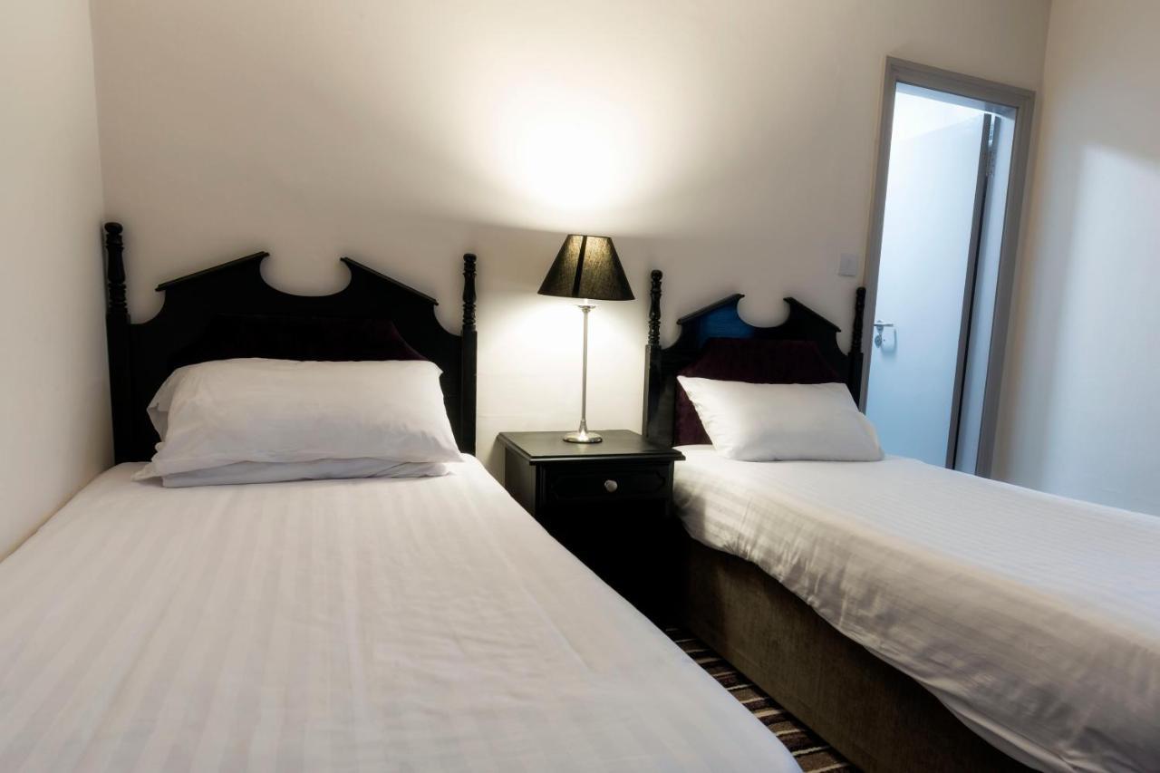 Ivy Tower Hotel Castlebar Kültér fotó